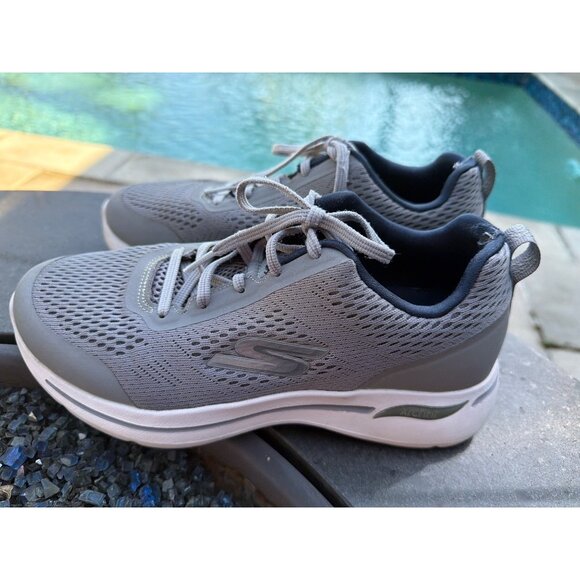 Skechers Men Gray GoWalk Arch-Fit Idyllic Sneaker Shoes Size 8 - Picture 3 of 9